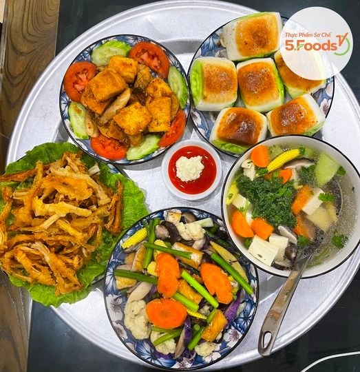 Hoan hỉ kính mời quý khách ăn chay làm lành nhân ngày Mùng 1, Ngày Rằm Âm Lịch ạ
