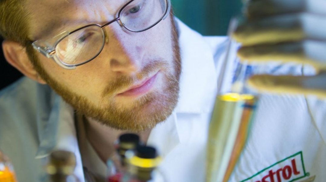 Giới thiệu dầu nhớt Castrol