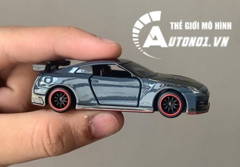 Bánh cao su cho xe 1:64 là gì? Lợi ích của việc độ bánh cao su cho xế yêu của bạn?