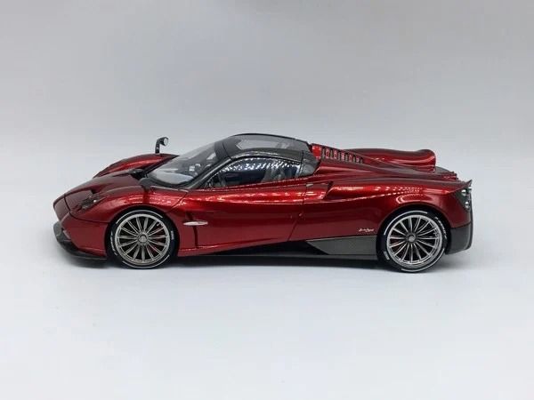 [ORDER] MÔ HÌNH XE PAGANI HUYARA ROADSTER RED 1:18 LCD OD009