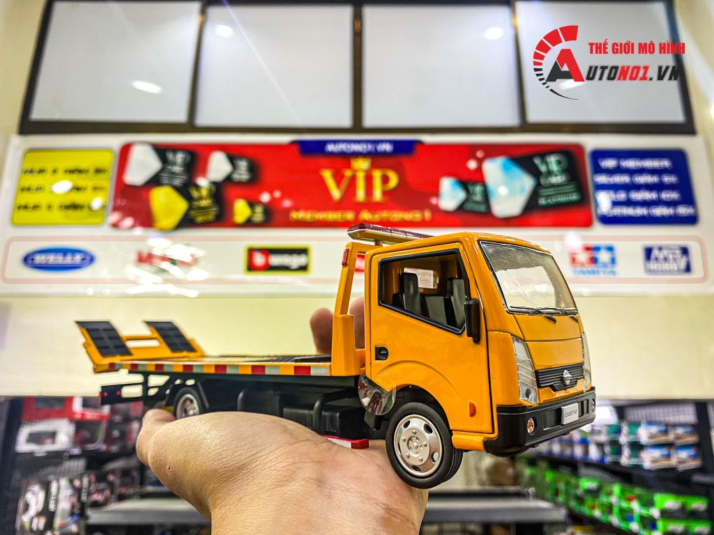 MÔ HÌNH XE TẢI CỨU HỘ NISSAN 1:32 TRUCK MODEL 8035