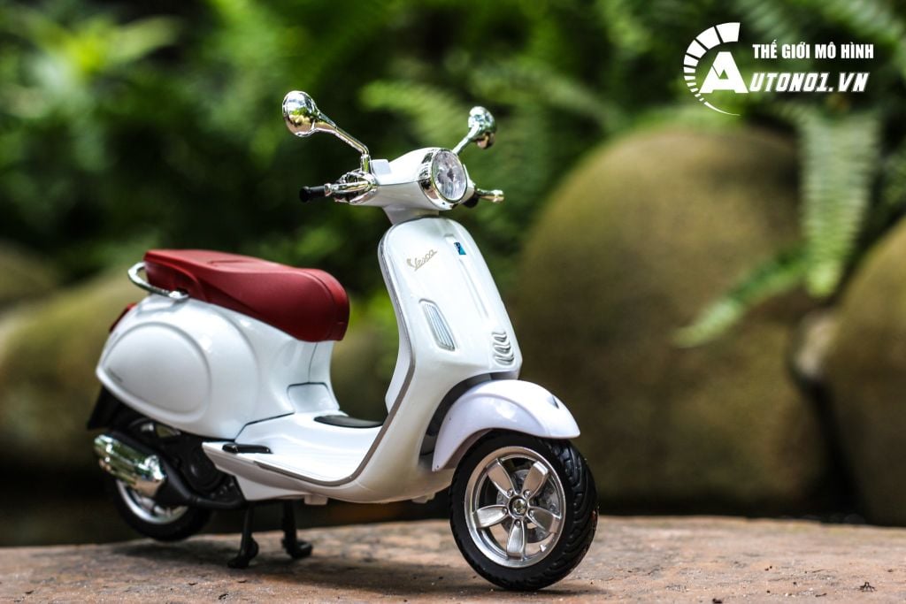 MÔ HÌNH XE VESPA PRIMAVERA 150 WHITE 1:12 MAISTO 6901