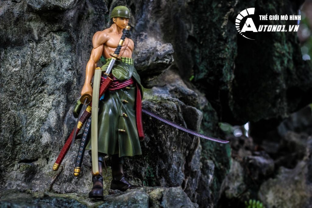 MÔ HÌNH NHÂN VẬT TRUYỆN TRANH ONE PIECE ZORO 25CM