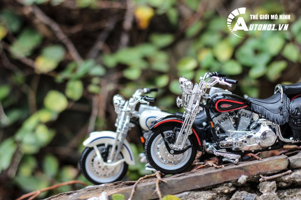 MÔ HÌNH HARLEY DAVIDSON 1998 FLSTS HERITAGE SPRINGER 1:18 MAISTO 3614