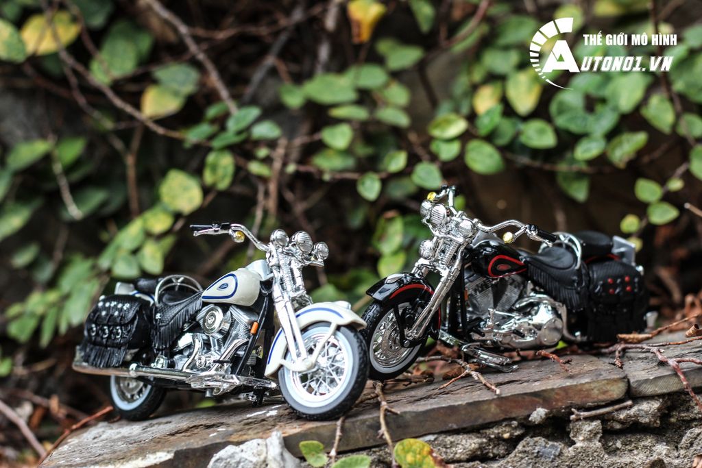 MÔ HÌNH HARLEY DAVIDSON 1998 FLSTS HERITAGE SPRINGER 1:18 MAISTO 3614