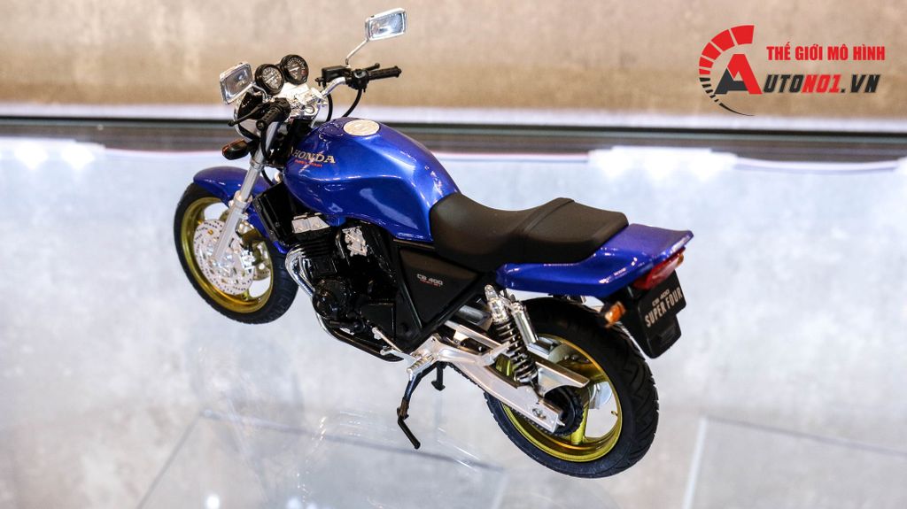 MÔ HÌNH XE HONDA CB400 SUPER FOUR 1:12 AOSHIMA 7526