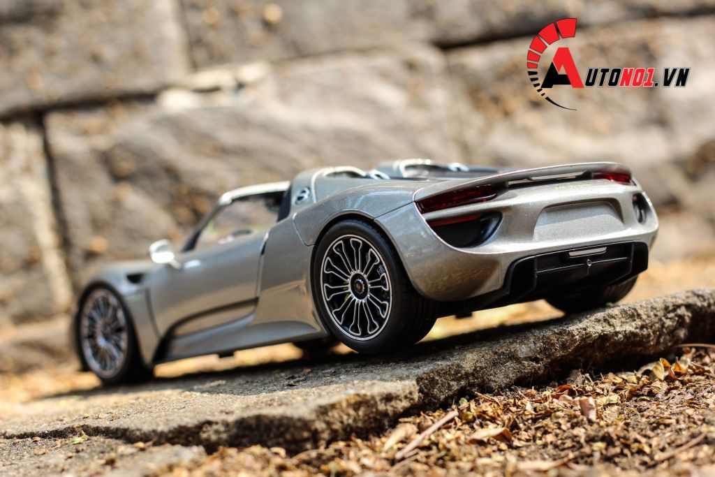 MÔ HÌNH XE PORSCHE 918 SPYDER GREY 1:18 WELLY 6496