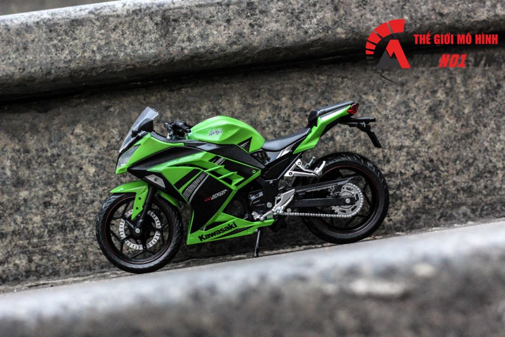 MÔ HÌNH KAWASAKI NINJA 300 GREEN 1:12 AUTOMAXX CÓ HỘP 5796