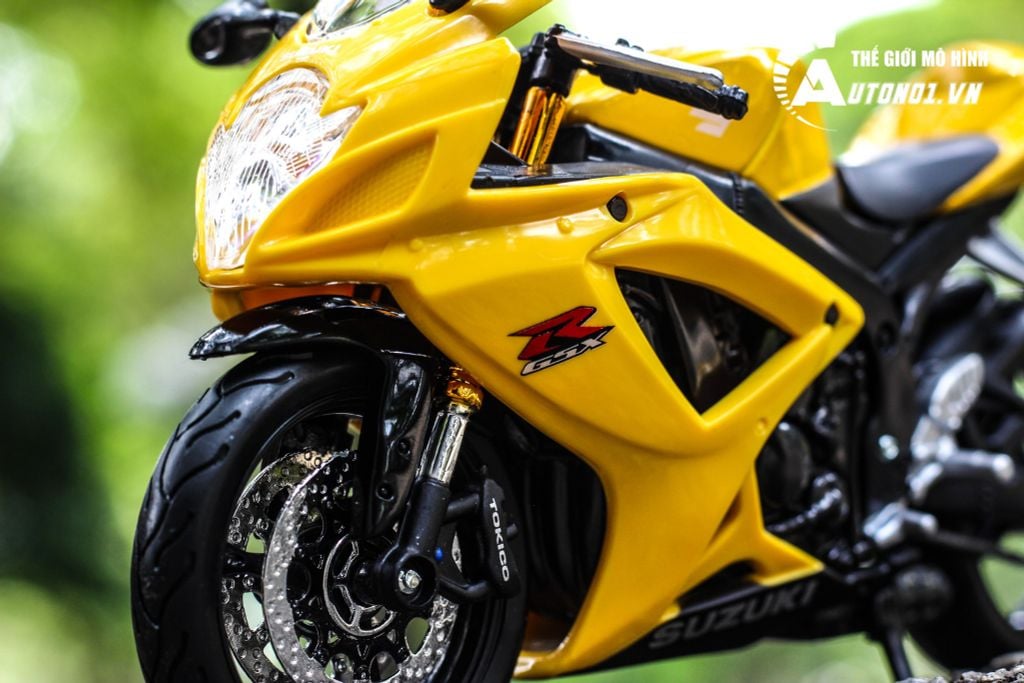 MÔ HÌNH SUZUKI GSX R600 YELLOW 1:12 MAISTO 3663