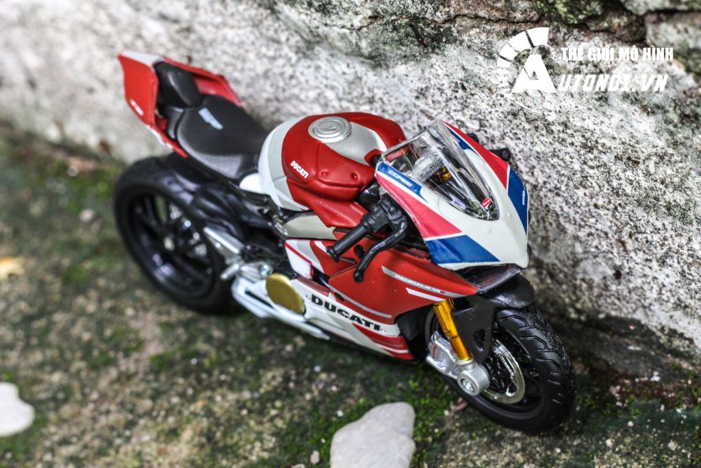 MÔ HÌNH XE DUCATI PANIGALE V4S CORSE RED 1:18 MAISTO 6819