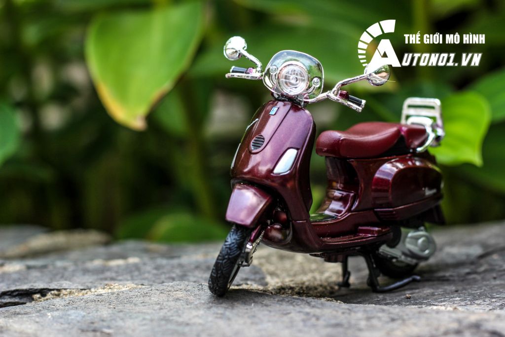 MÔ HÌNH XE VESPA LXV 2013 BROWN 1:18 MAISTO 6841