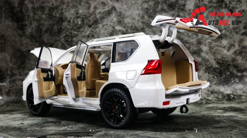 MÔ HÌNH XE LEXUS LX570 1:18 WEITUG 8084