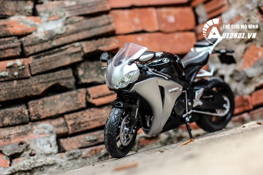 MÔ HÌNH XE HONDA CBR 1000RR SILVER 1:12 JOYCITY CÓ HỘP 5407