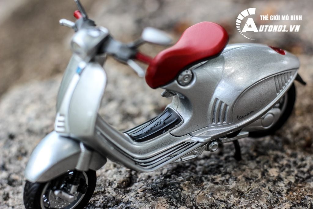 MÔ HÌNH XE VESPA 946 2014 SILVER 1:18 WELLY 5722