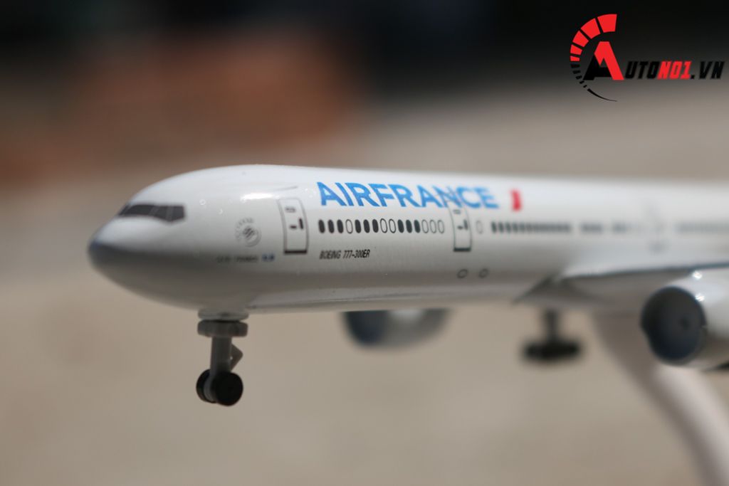 MÔ HÌNH MÁY BAY JAPAN AIRLINES 18CM 6272