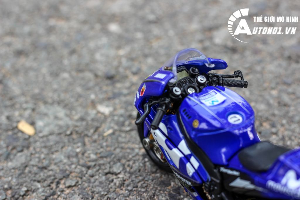 MÔ HÌNH XE MOTO GP YAMAHA FACTORY RACING 2018 VALENTINO ROSSI NO.46 1:18 MAISTO 5817