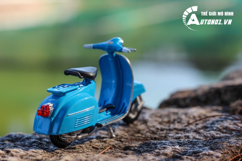 MÔ HÌNH XE VESPA 150CC 1970 BABY BLUE 1:18 WELLY 5723