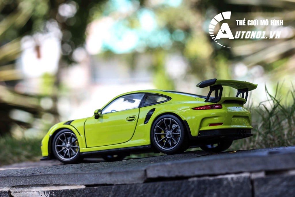 Mô hình xe Porsche 911 GT3 RS 2016 1:24 Welly 5386