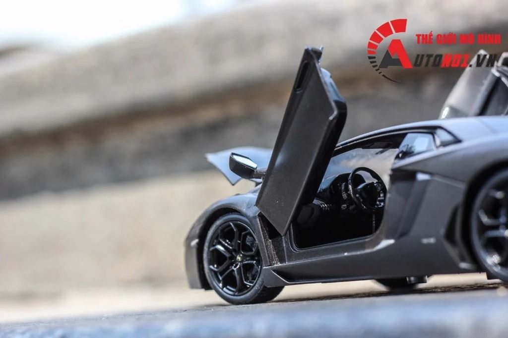 MÔ HÌNH XE LAMBORGHINI AVENTADOR LP700-4 1:24 WELLY 4650