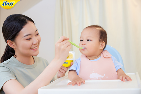 Trẻ em ăn váng sữa có tác dụng gì và có nên cho ăn thường xuyên?