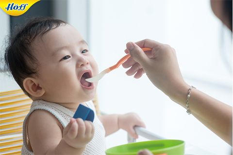 Trẻ em nên ăn váng sữa vào lúc nào tốt nhất trong ngày?