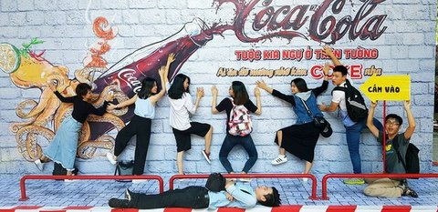 ĐẾN LỄ HỘI ẨM THỰC ĐƯỜNG PHỐ COCA-COLA, SĂN ĐỒNG HỒ CASIO G-SHOCK