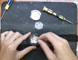 Dấu hiệu nhận biết đồng hồ cần thay pin hoặc sửa chữa