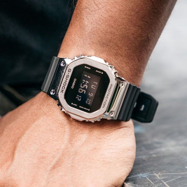 Đồng hồ G-Shock kim loại - “trend” của năm 2020
