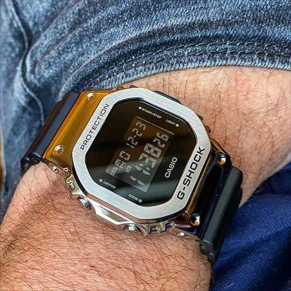Mẫu đồng hồ G-Shock trên tay cầu thủ Phan Văn Đức ngày cưới