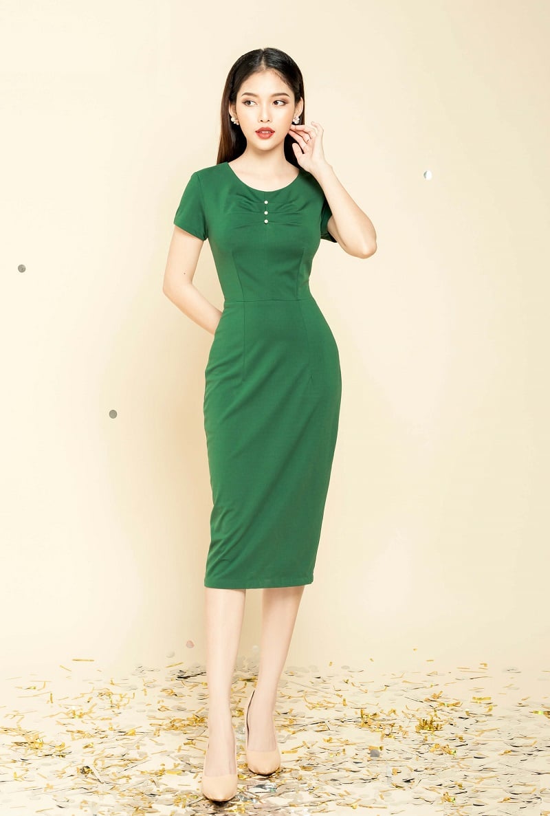 Mới) Mã K1400 Giá 800K: Váy Đầm Liền Thân Nữ Chceyi Hàng Mùa Xuân Thu Đông  Trung Niên Dùng Trong Lễ Cưới Thời Trang Nữ Chất Liệu G02 Sản Phẩm Mới,  (Miễn