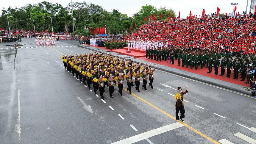Hải Phòng Kỷ Niệm 70 Năm Ngày Giải Phóng: Diễu Hành Mừng Chiến Công Lịch Sử