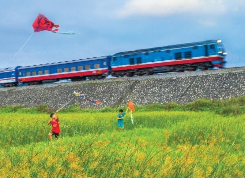 Khởi động dự án đường sắt Lào Cai - Hà Nội - Hải Phòng: Thủ tướng yêu cầu hoàn thành giải phóng mặt bằng