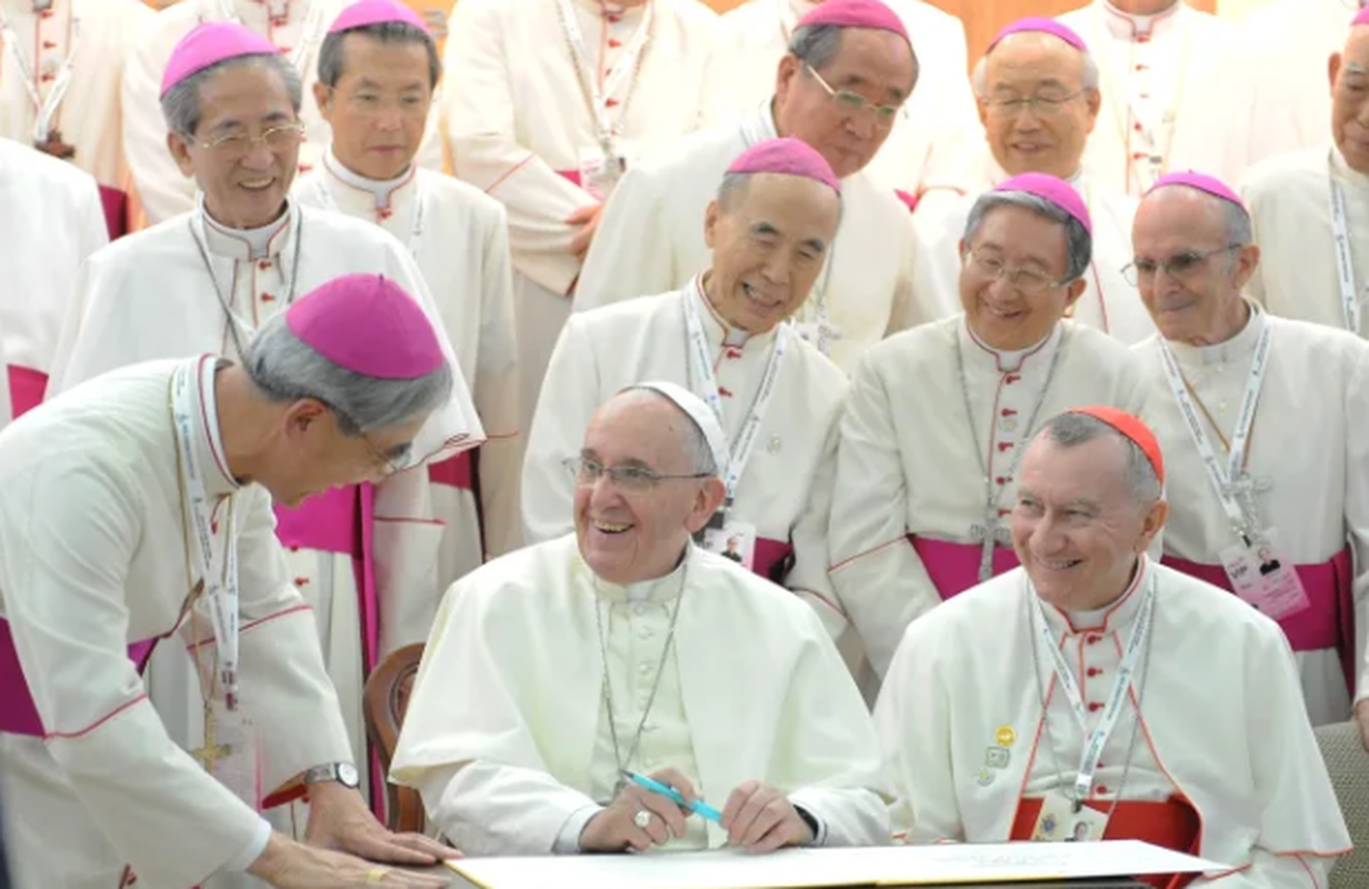 Giáo Hoàng Francis Chia Sẻ Về Thời Thơ Ấu Trong Tự Truyện 