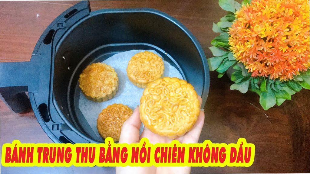 Tự làm bánh nướng nhân đậu xanh 3 màu mùa trung thu