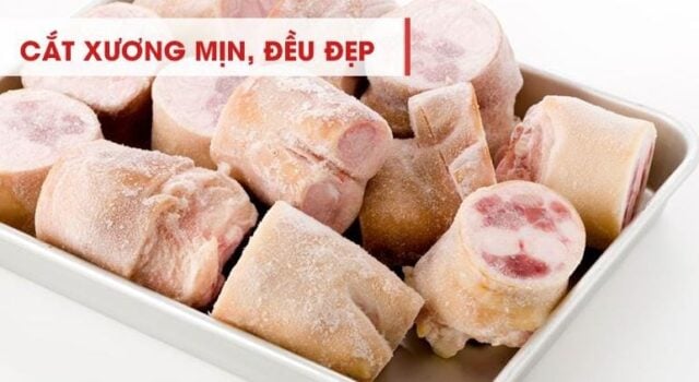 Kỹ Thuật Chần Xương, Thịt: Bí Quyết Để Nước Dùng Trong và Nguyên Liệu Sạch