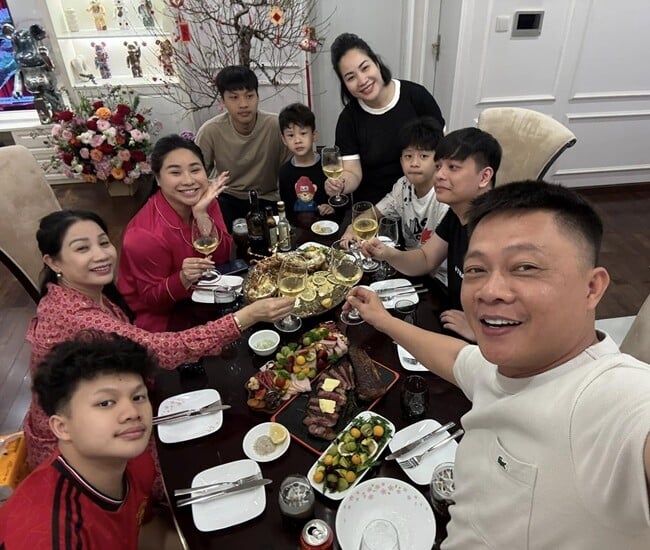 Câu chuyện về sức khỏe và chế độ dinh dưỡng của người giúp việc ở Singapore