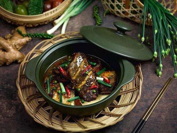 Cách Sử Dụng Nồi Đất, Nồi Sứ Hiệu Quả – Bảo Vệ Nồi Không Bị Khét, Cháy và Nứt