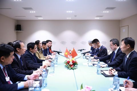 Thủ tướng Phạm Minh Chính Kêu Gọi Ngân hàng Thế giới Hỗ Trợ Dự Án Đường Sắt Tốc Độ Cao Bắc - Nam