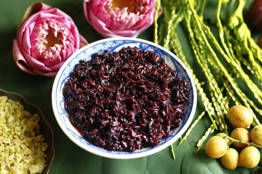 Sức Hút Của Chợ Hàng Bè Vào Ngày Tết Đoan Ngọ