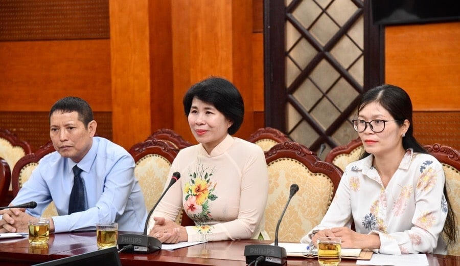 Chủ tịch nước Lương Cường hội đàm với Tổng Bí thư, Chủ tịch Tập Cận Bình