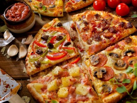 Is Hawaiian Pizza actually invented by Hawaiians? Let’s explore this!