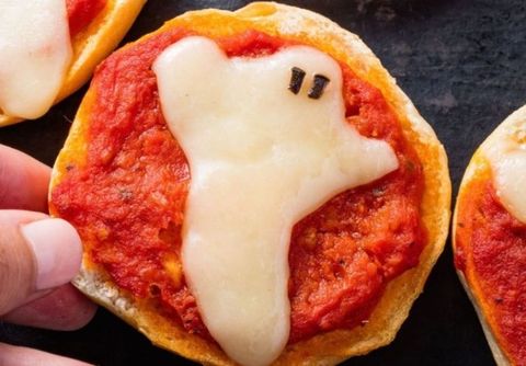 Pasta Hải Phòng mách bạn cách làm pizza “con ma” cực lạ cho bé yêu