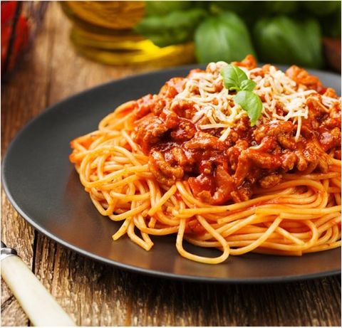 Cách làm mì Spaghetti bò băm sốt cà chua cực chuẩn vị Châu Âu