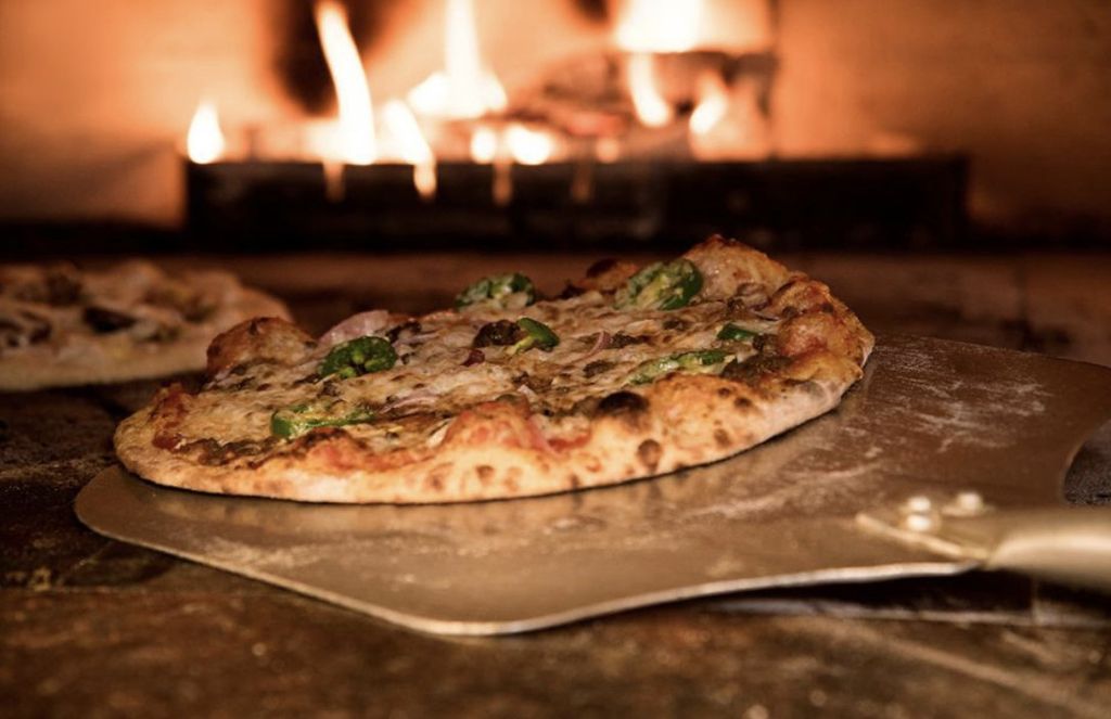 Pizza là món ăn đáng tự hào của ẩm thực Ý