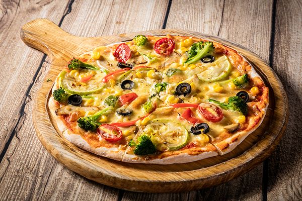 Pizza Veggie Deluxe Healthy Cho Ngày Tươi Mát [Cách Làm]