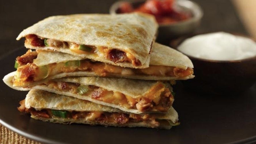 Quesadilla là một trong 8 món ăn đường phố tuyệt ngon của Mexico