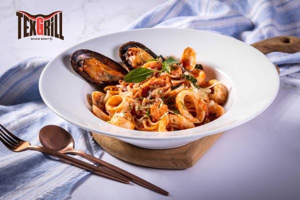 TEXGRILL - NƠI MÓN NGON HẢI PHÒNG BAO TRỌN TINH HOA ẨM THỰC THẾ GIỚI Seafood_spaghetti-my-y-hai-phong__1__796a44f5c2f04b6e92c0cb1d627dbef4_grande