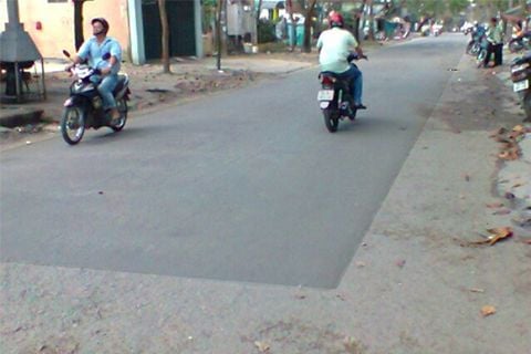 Thảm Carboncor Asphalt đường nội thị thành phố Huế