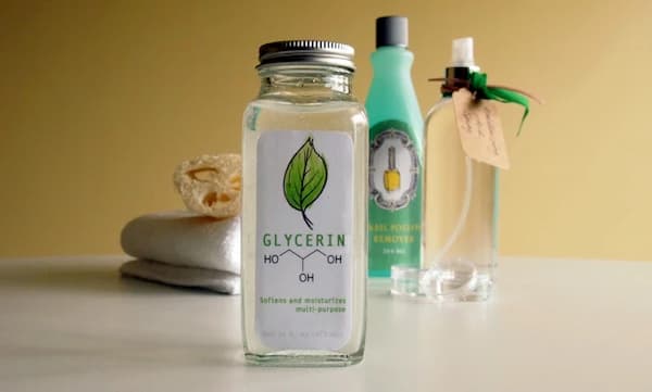 Glycerin là gì? Thành phần dưỡng da này giúp gì cho bạn?