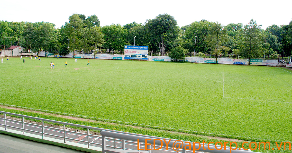 Sân bóng Phú Nhuận
